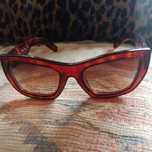 Chloe tortoise shell retro style 😎 sunglasses